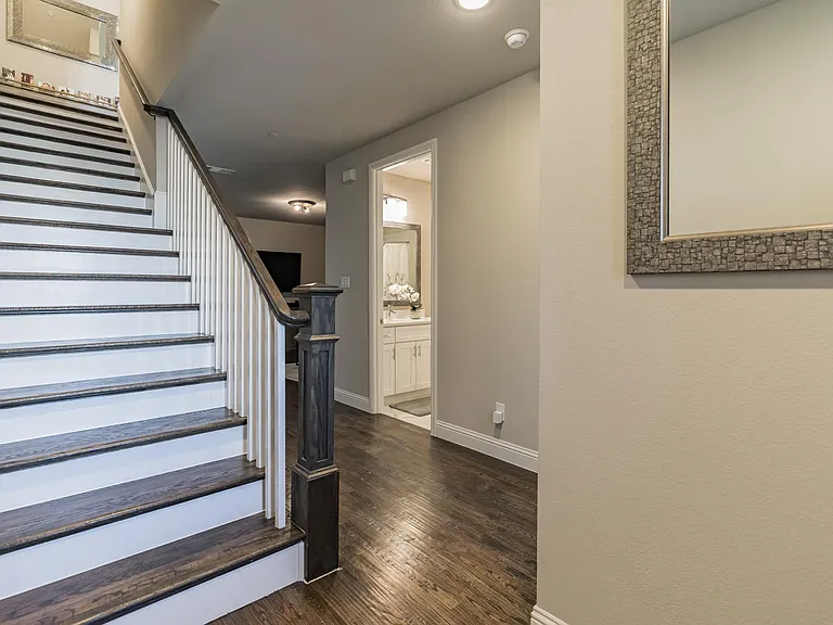 8511 Jacobs St — Photo 2