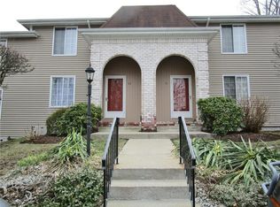 43 Marigold Cir, North Providence, RI 02904
