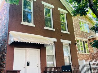 3725 S Wallace St #2, Chicago, IL 60609