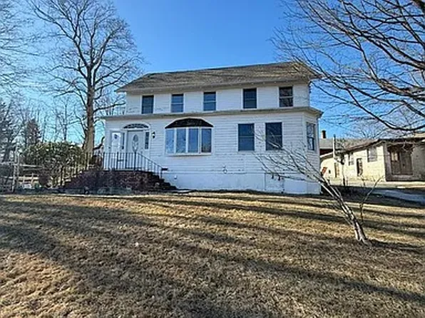 7 Schunnemunk Rd #1, Highland Mills, NY 10930