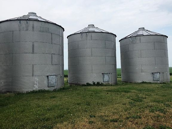 4th image of 62 County Road 0 N