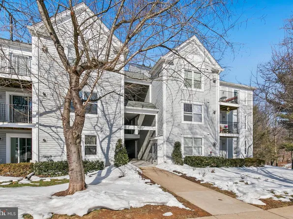 10007 Vanderbilt Cir APT 14, Rockville, MD 20850
