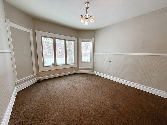 3rd image of 2505 Jefferson St