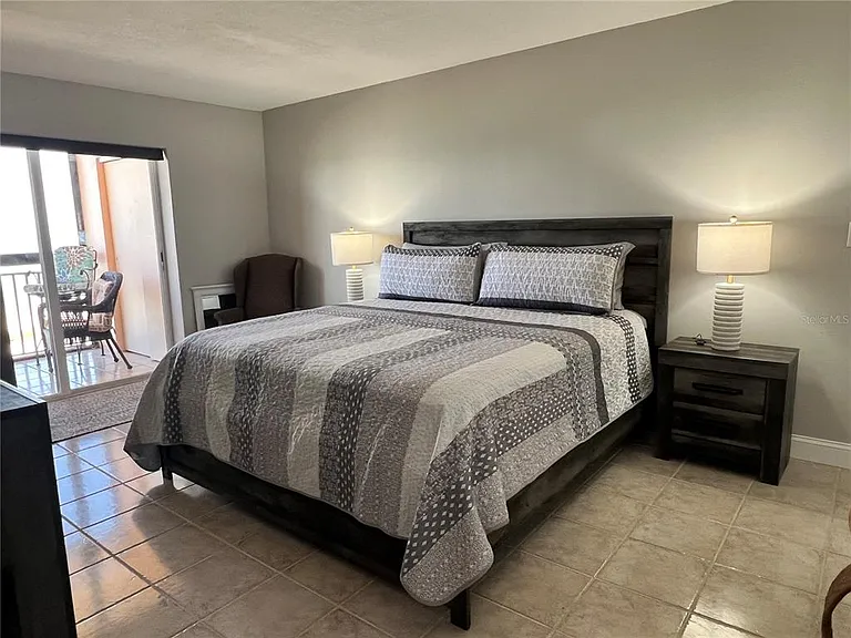 1270 Gulf Blvd #1403 — Photo 10