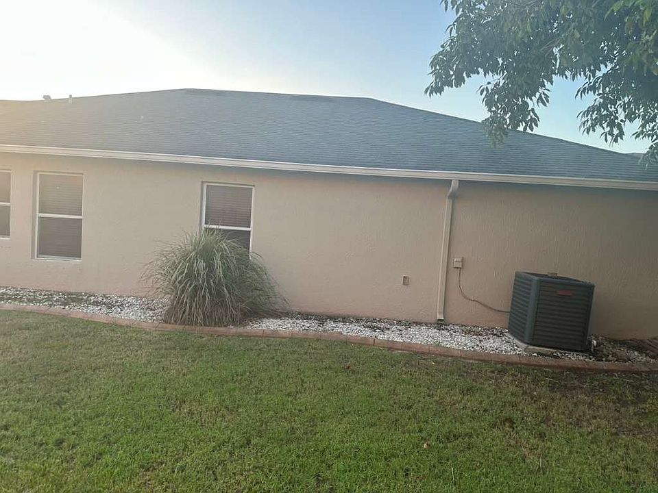 2nd image of 465 Bayberry Lakes Blvd