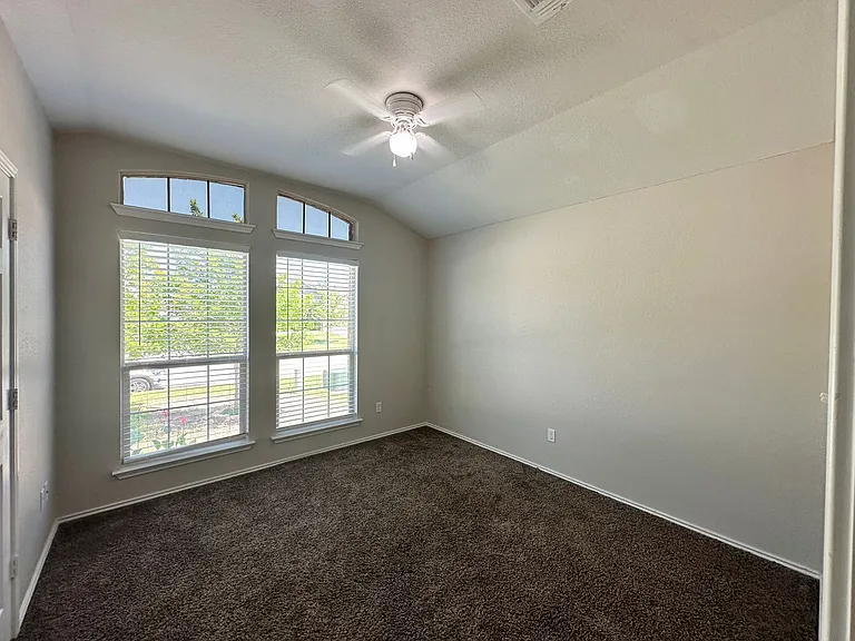 1118 Juneberry Park Dr — Photo 8