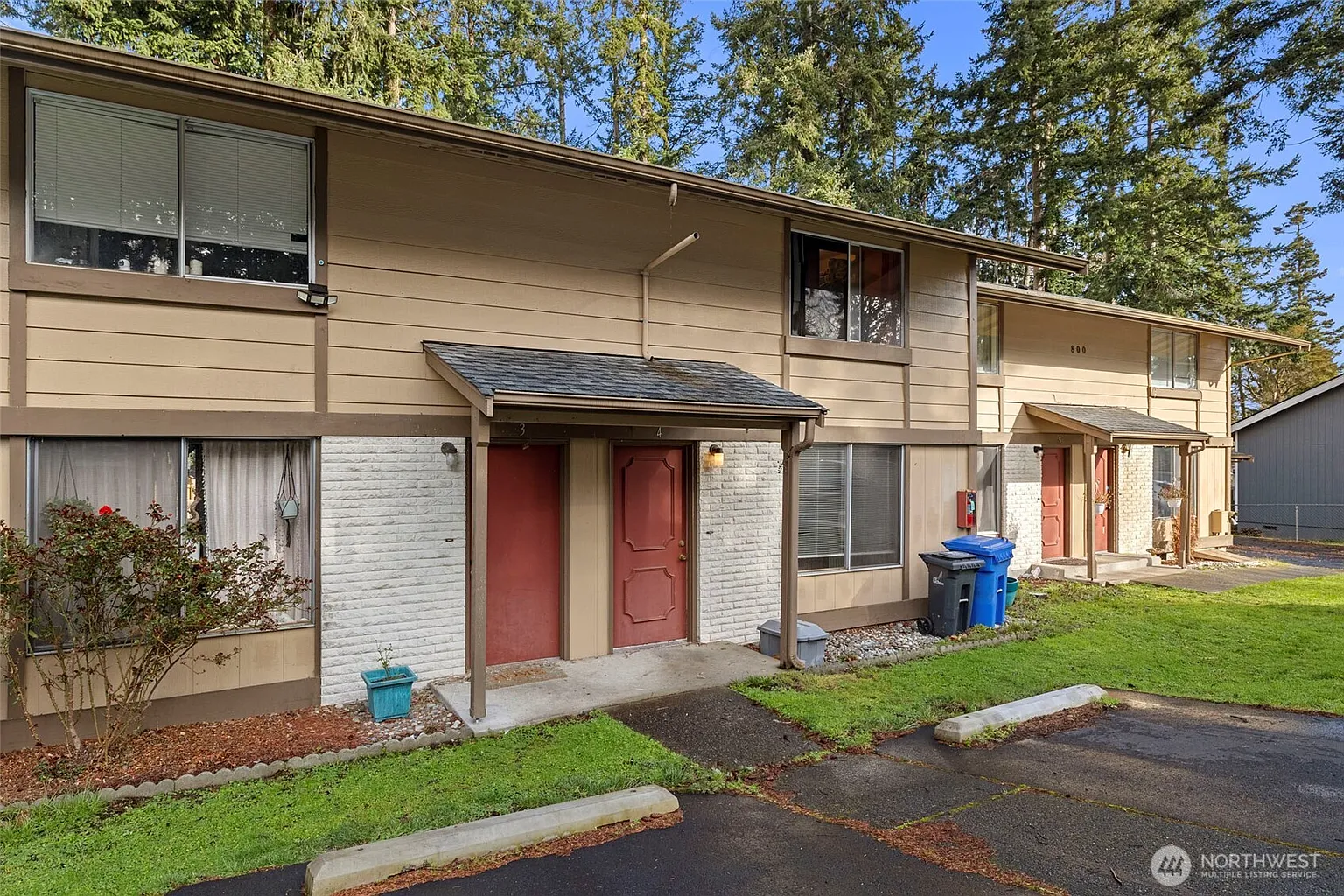 800 SW Harrier Circle #4 photo 1