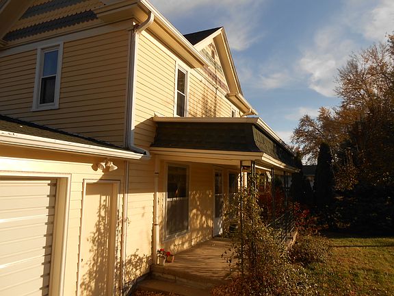 Front porch - full length 