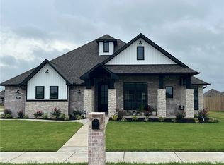 400 Fate, Pea Ridge, AR 72751