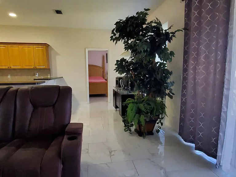 2323 Pan American Blvd — Photo 4