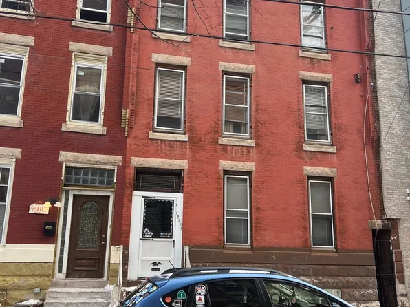 1251 N 17th St, Philadelphia, PA 19121