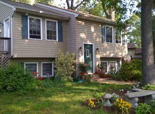 545 Old Stage Rd, Glen Burnie, MD 21061