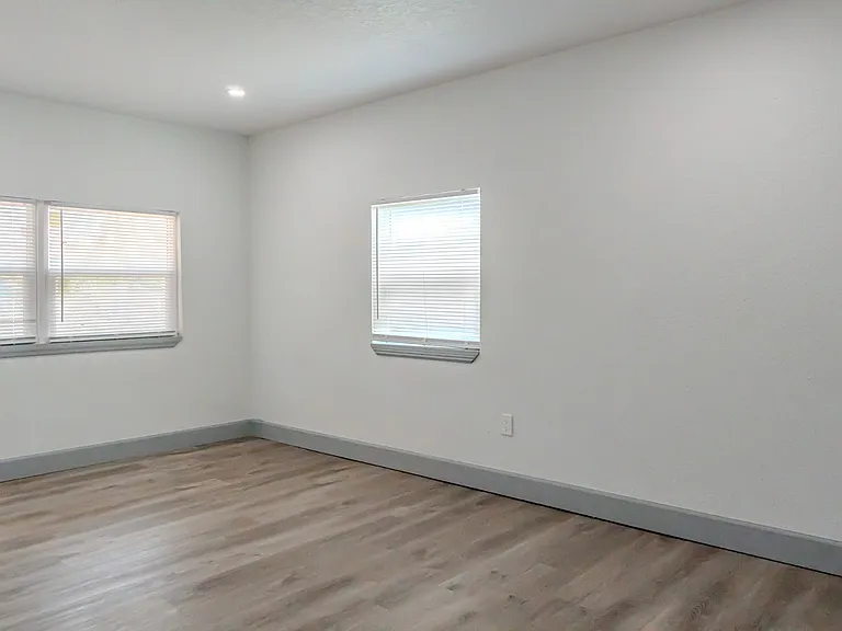 217 Betty Ave — Photo 8