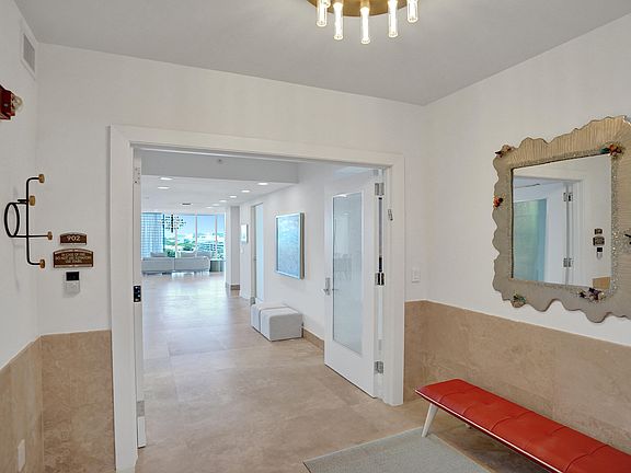 5th image of 715 Bayshore Drive #902