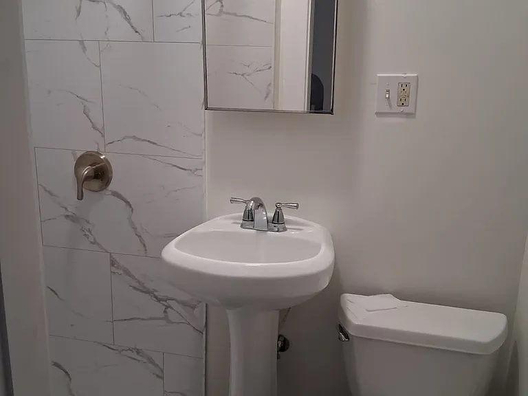 77 Prospect Ave — Photo 4