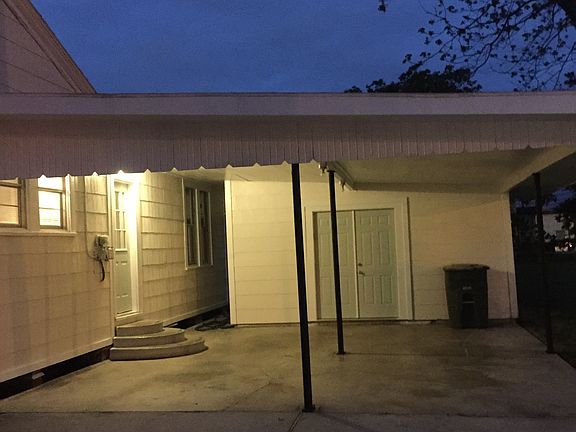 5th image of 2615 Elm St