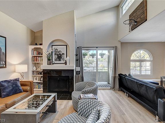 4th image of 3145 E Flamingo Rd APT 2071