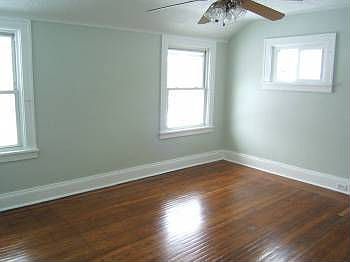 4th image of 3293 Washington Blvd