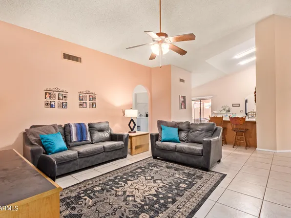 4136 W QUESTA Drive, Glendale, AZ 85310