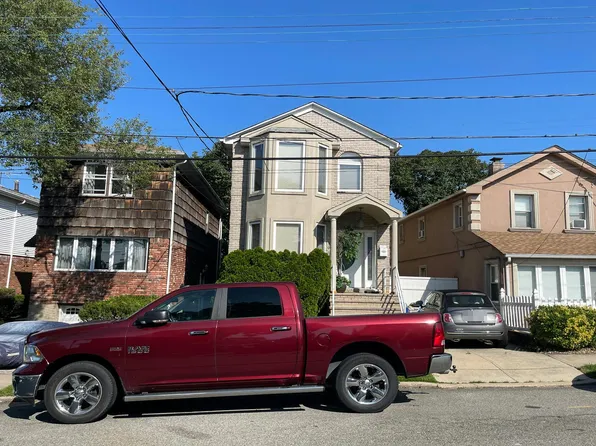 14-75 157th St, Flushing, NY 11357