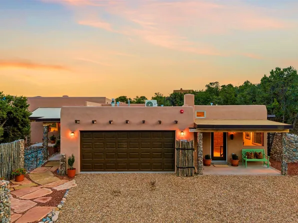 37 Lomas De Tesuque, Santa Fe, NM 87506