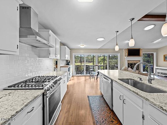 4th image of 3 Highland Drive