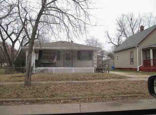 208 SW Orchard St, Topeka, KS 66606