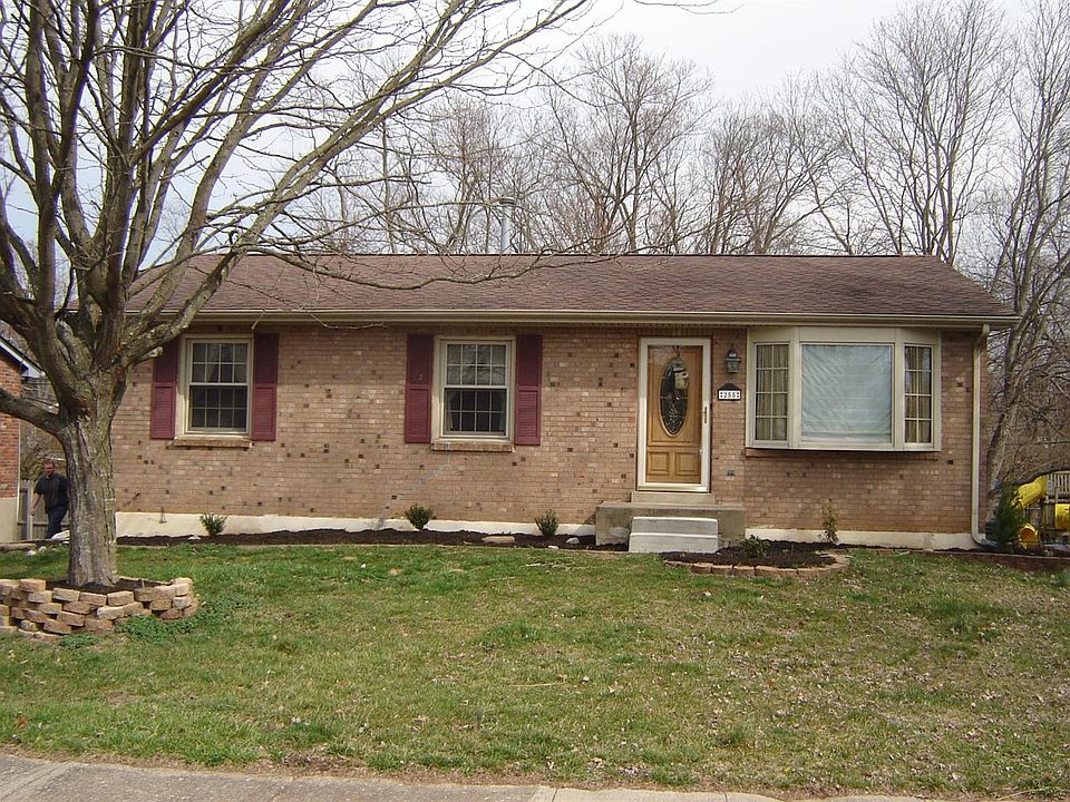 1st image of 255 E Tiverton Way