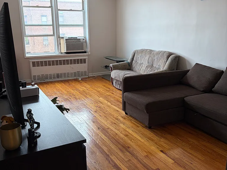 2939 Avenue Y #5J — Photo 2