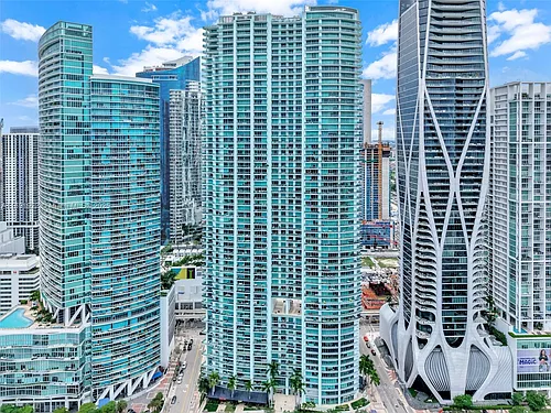 900 Biscayne Blvd Photo 1