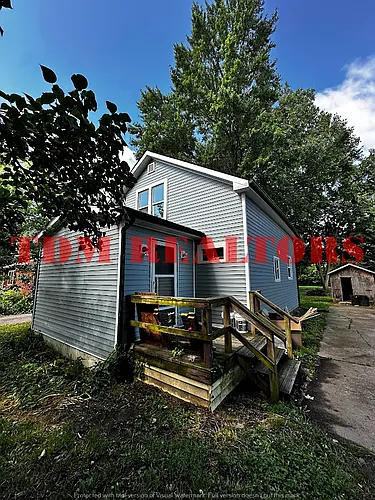 3235 Huggins Ave Photo 1