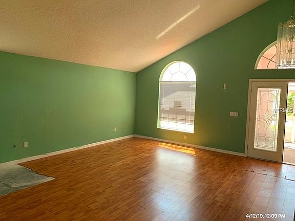 4th image of 11854 Hartfordshire Way