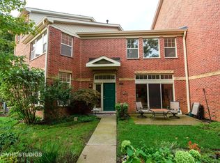 3203 N Rockwell St, Chicago, IL 60618