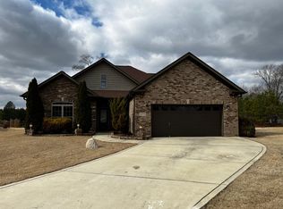 13771 Neptune Ln, Athens, AL 35613