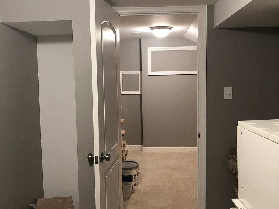 2nd image of 185 Walnut St