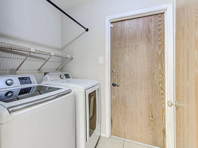 11803 Hyacinth Dr — Photo 20