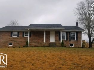 1447 Oak Park Cir, Cookeville, TN 38506