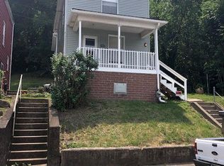 1092 Neville St, Follansbee, WV 26037