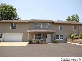 8150 Cascade Rd, Rochester, IL 62563