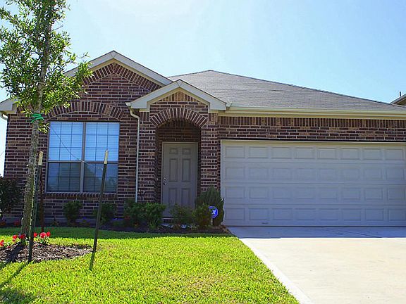 3rd image of 5803 Camelia Evergreen Ln