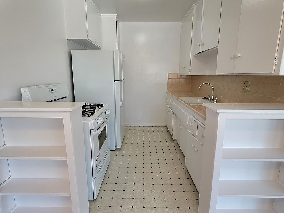 2nd image of 629 N Orlando Ave #6