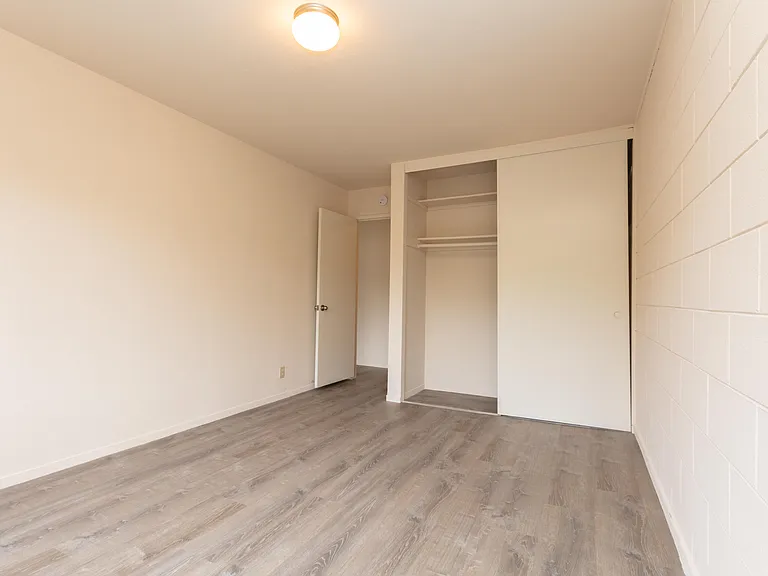 1540 Jackson St — Photo 17