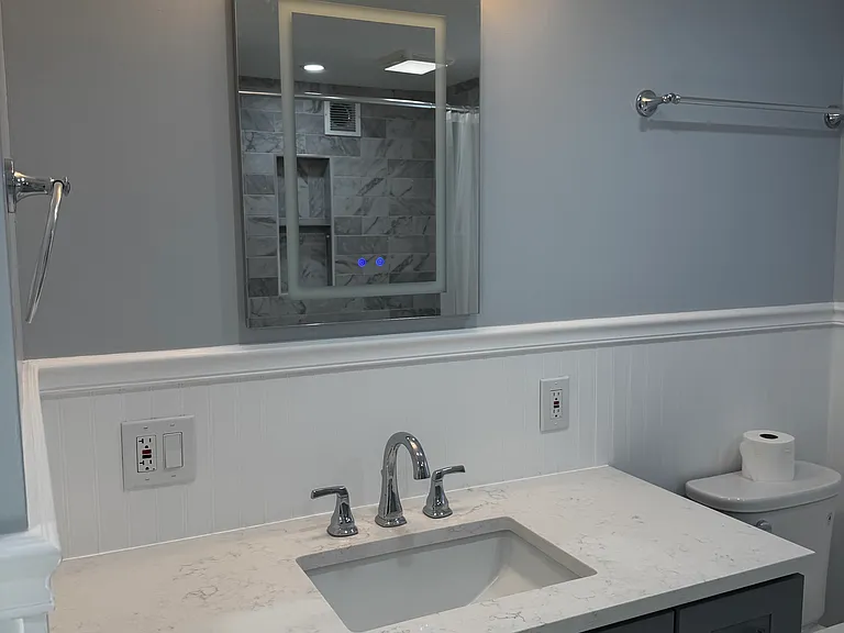 8064 Albany Post Rd — Photo 2