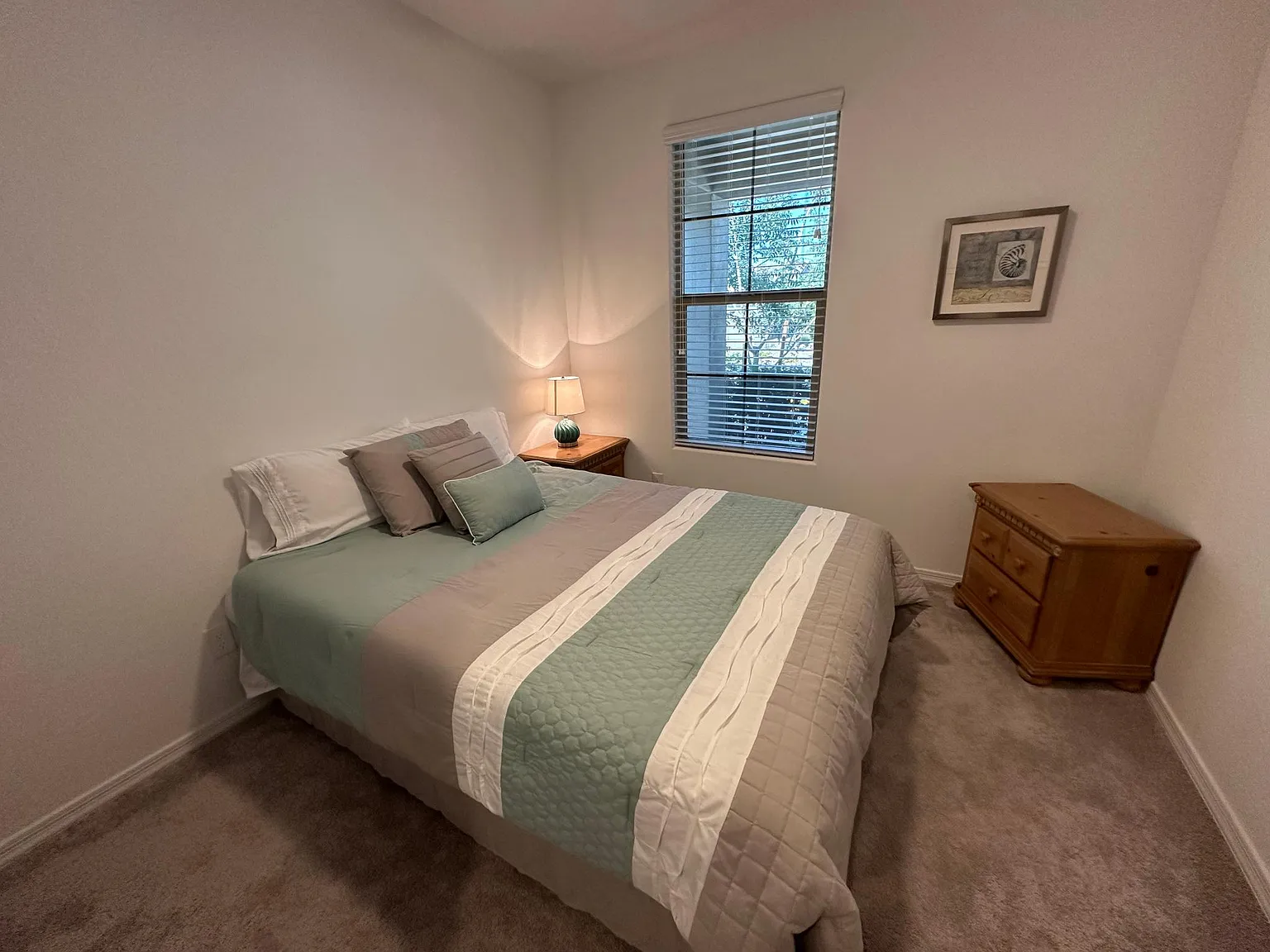 2 bed, 1640 sqft, $2,900 — Photo 4