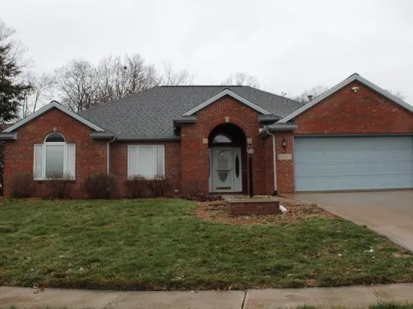 10925 Stoneoak Ct, Fort Wayne, IN 46845