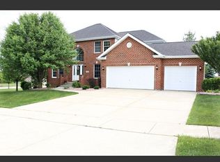 10926 Pembrook Ct, Frankfort, IL 60423