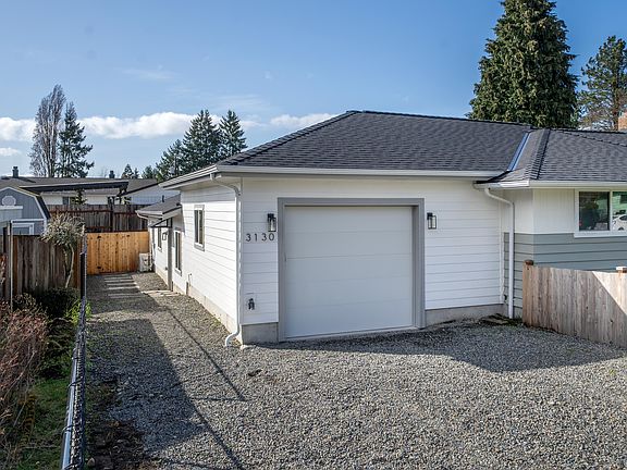 2nd image of 3130 Sunset Dr W