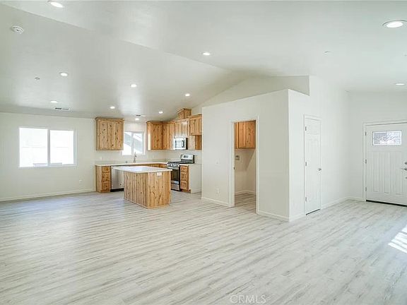 4th image of 115 Pierpont Dr