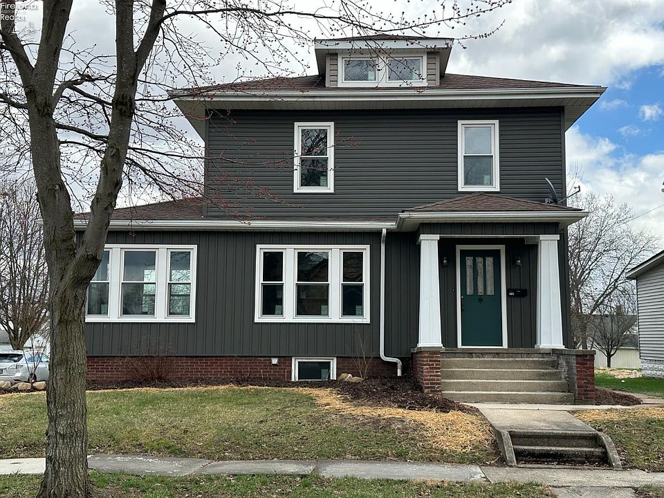 1st image of 403 Park St