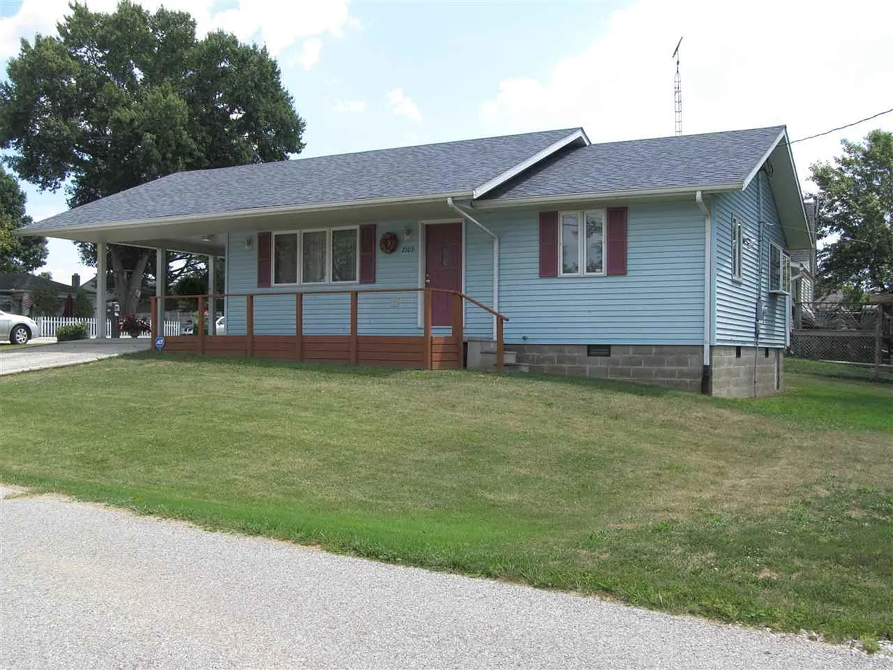 2103 F St photo 1